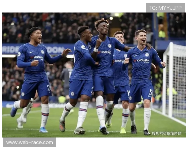 意甲海外赛事件中足球传统赛制与现代商业化扩张的冲突与挑战分析